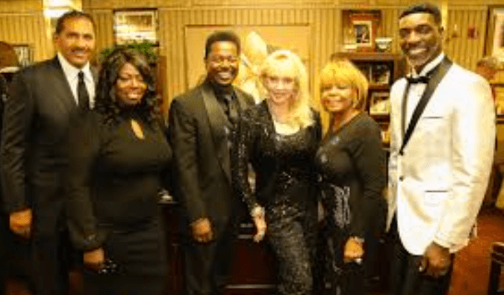 Vanessa Bell Armstrong Net Worth